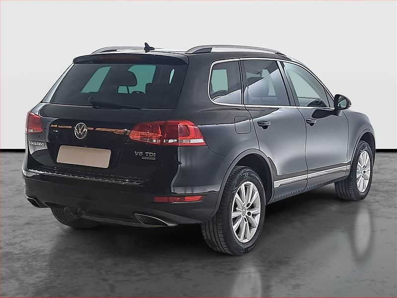 Volkswagen Touareg (2010) 3.0 TDI, 4X4, Automat, Navi - fotka 5 z 25