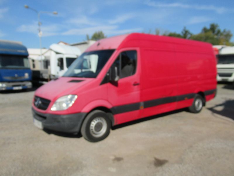Mercedes-Benz Sprinter (2012) 316 CDI Maxi  - fotka 2 z 17