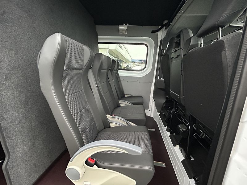 Nissan Interstar Interstar L2H2 6míst 2,0 100Kw - fotka 8 z 10