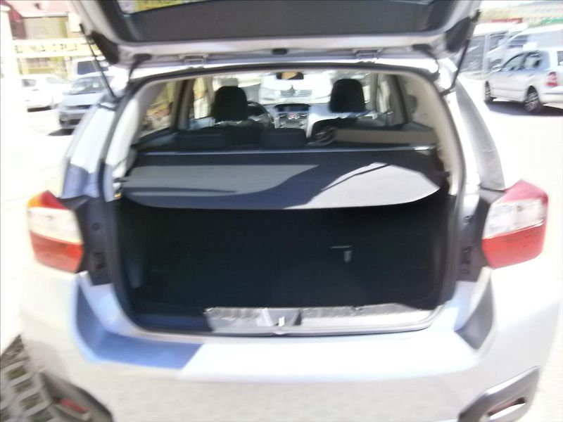 Subaru XV 2,0 D  AWD KLIMA 108 KW - fotka 6 z 16