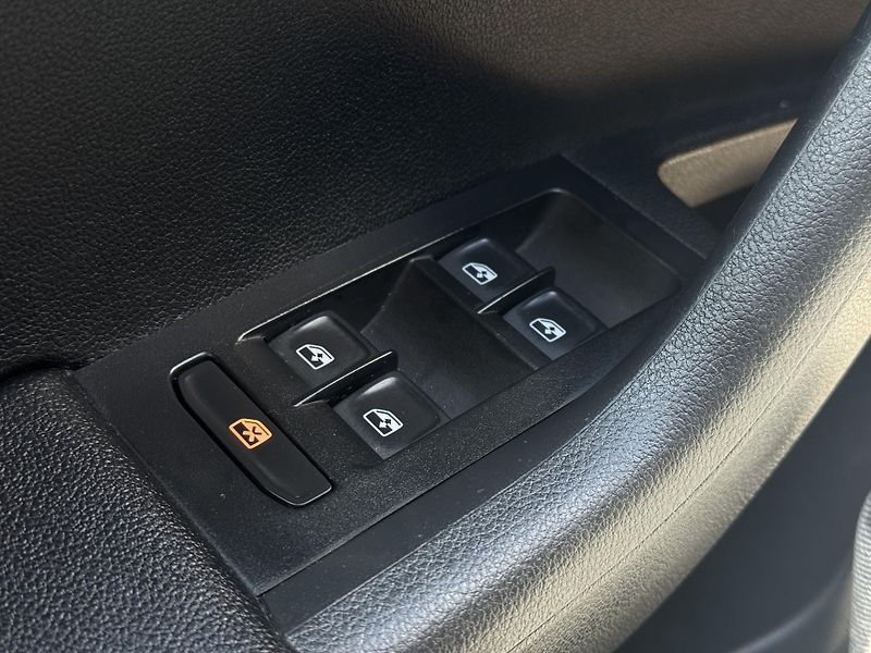 Škoda Octavia (2019) III 1.6TDi Style, Virtual, RZV - fotka 25 z 48