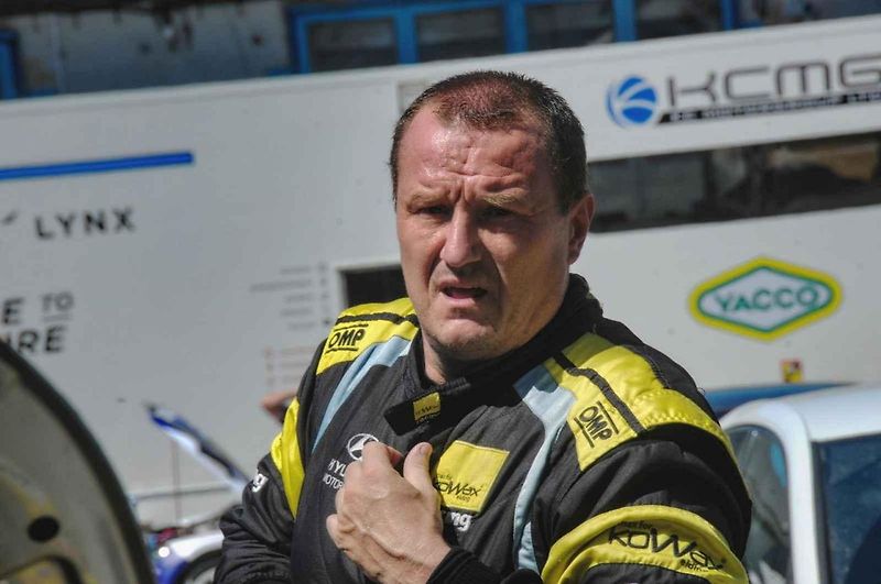 V rámci přípravy na víkendový 53. ročník Barum Czech Rally Zlín absolvovala třicítka pilotů úterní test na trati Ludkovice - Biskupice.