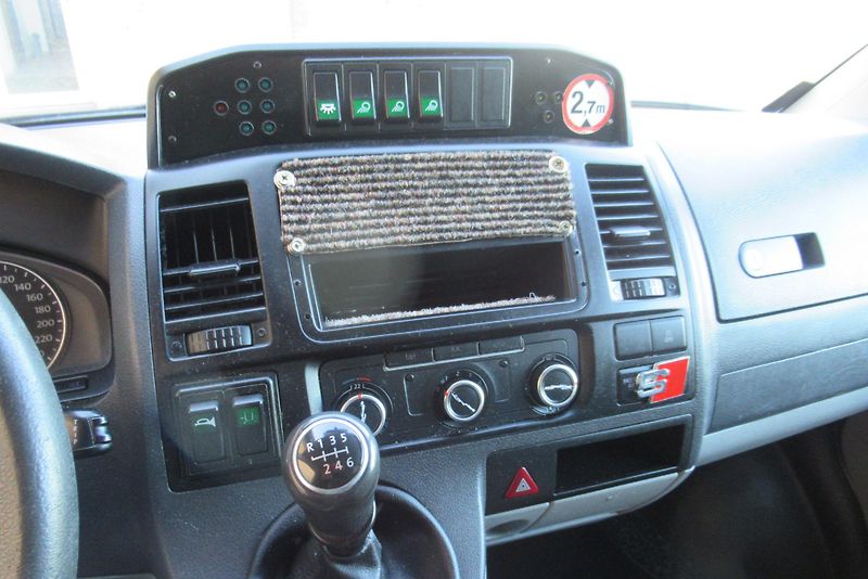 Volkswagen Transporter 2.0 TDi 4x4 KLIMA TAŽNÉ - fotka 13 z 26