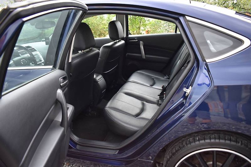 Mazda 6 2,5 16V DYNAMIC SPORT,1.MAJ - fotka 16 z 19