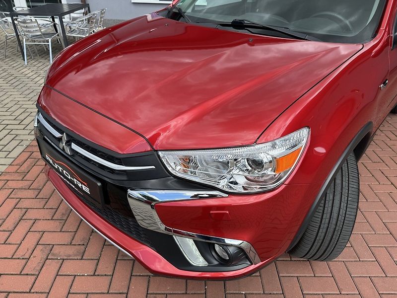 Mitsubishi ASX (2018) 1.6i Mivec Xenony Webasto - fotka 32 z 48