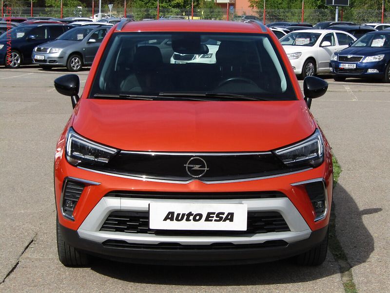Opel Crossland (2021) 1.2 PT, 1.maj,ČR, Elegance - fotka 2 z 17