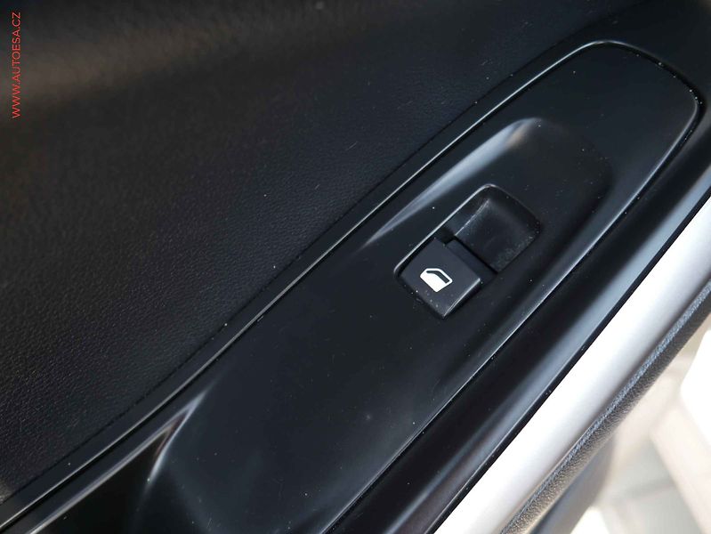 Opel Grandland (2022) 1.5 CDTi, Ultimate, AT, LED - fotka 12 z 21