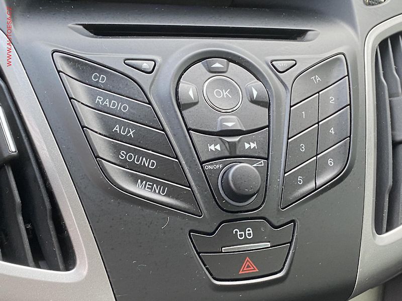Ford Focus (2011) 1.6 Ti, Trend - fotka 14 z 15