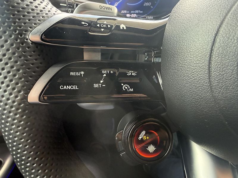 Mercedes-Benz EQE (2023) EQE 43 AMG 4MATIC SUV - fotka 43 z 54