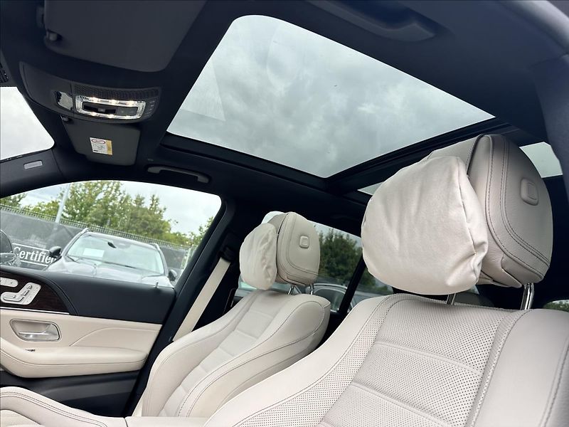 Mercedes-Benz GLE 450d 4MATIC Edition 140Years - fotka 12 z 12