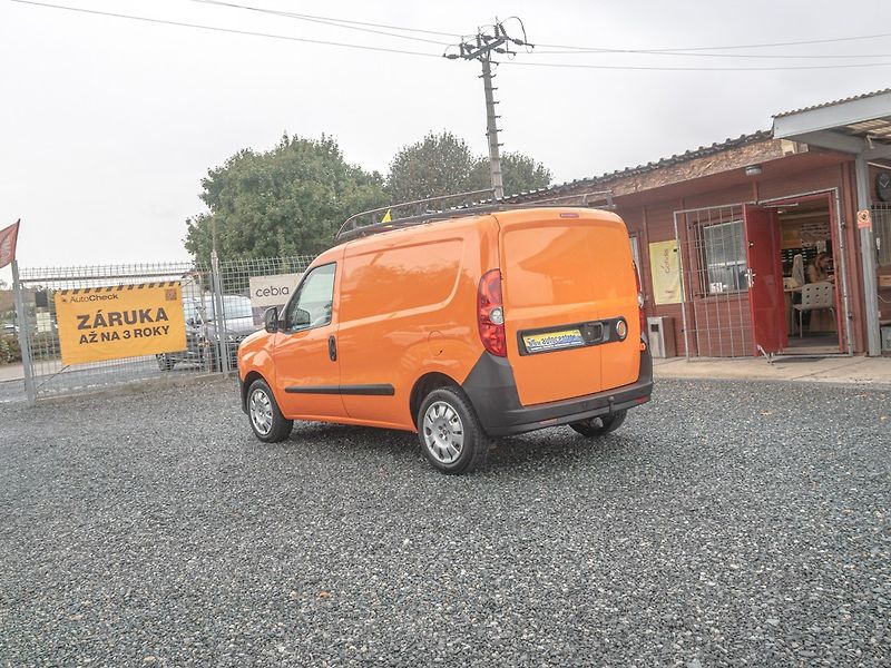 Fiat Dobló (2011) 1.4i 70KW AC – PO SERVISU - fotka 7 z 34