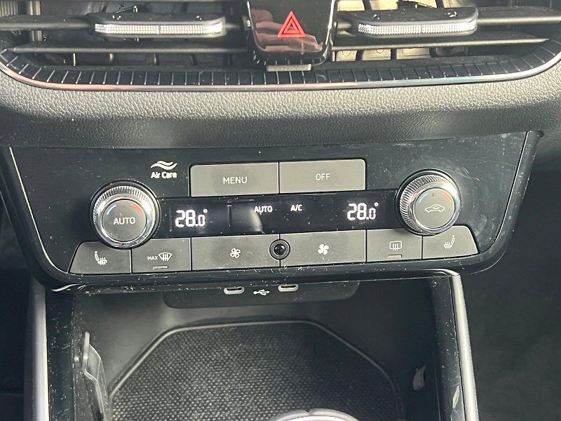 Škoda Fabia (2024) Top Selection 1.0 TSI 85 kW 6° - fotka 26 z 31