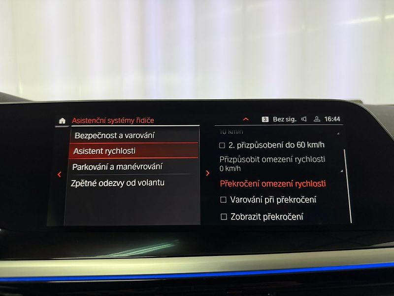BMW Z4 M40i CABRIO, LED, KEYLESS, ASS - fotka 18 z 30