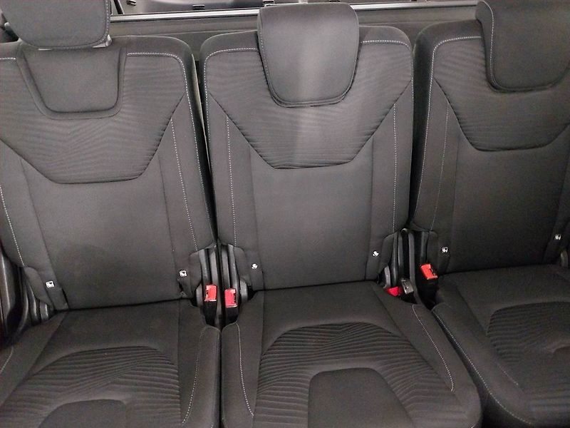 Ford S-MAX (2016) 2.0 TDCi, Serv.kniha - fotka 10 z 22
