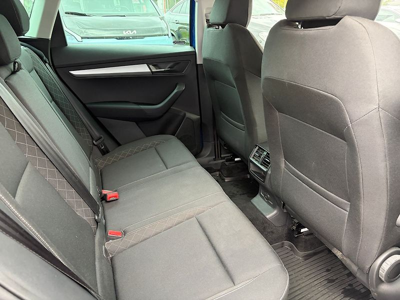 Škoda Karoq 1.0 TSi  81kW Ambition - fotka 8 z 10