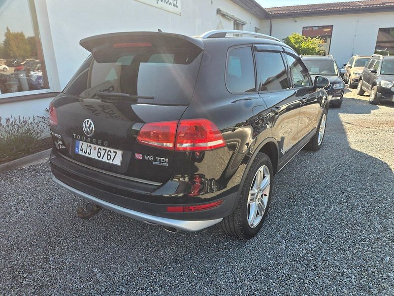Volkswagen Touareg (2011) 3.0 TDi Bi-Xenon,NAVI, DPH - fotka 4 z 30