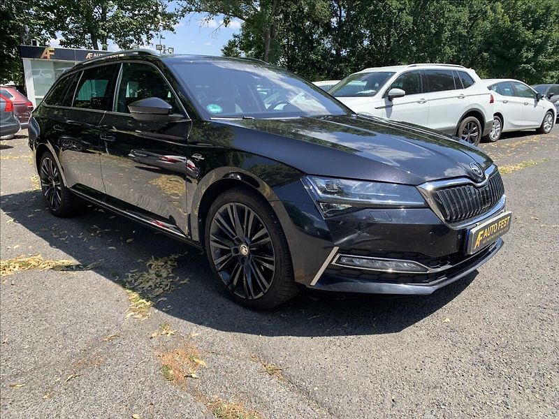 Škoda Superb 1,4 TSI iV - fotka 3 z 24