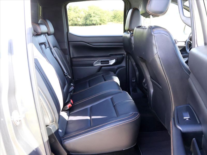 Ford Ranger 3,0 V6 TDi Double Cab Wildtrak - fotka 13 z 37