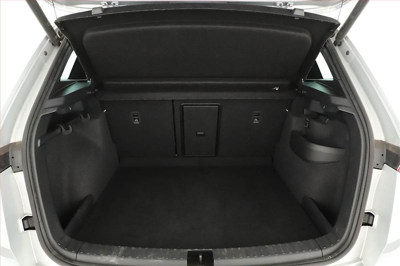 Škoda Karoq (2025) 2.0 TDI, SPORTLINE, 4X4 - fotka 11 z 28