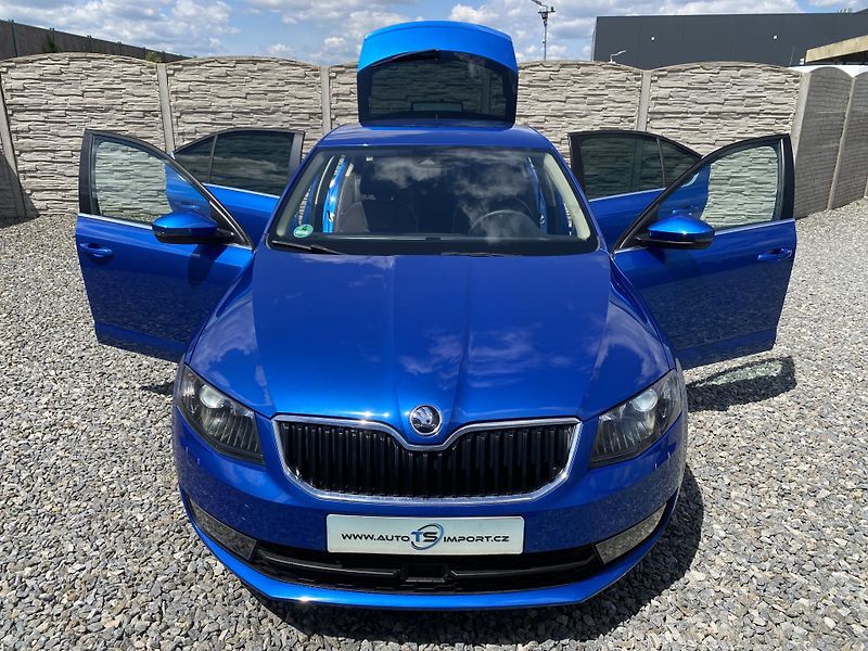 Škoda Octavia 2.0TDi L+K CZ WEBASTO 4x4 - fotka 139 z 165
