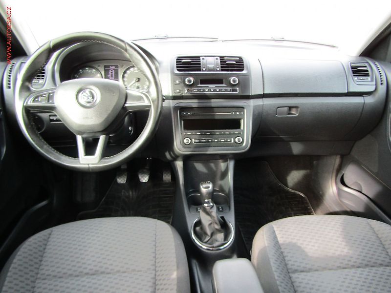 Škoda Fabia (2014) 1.2 TSi, Ambiente - fotka 8 z 18