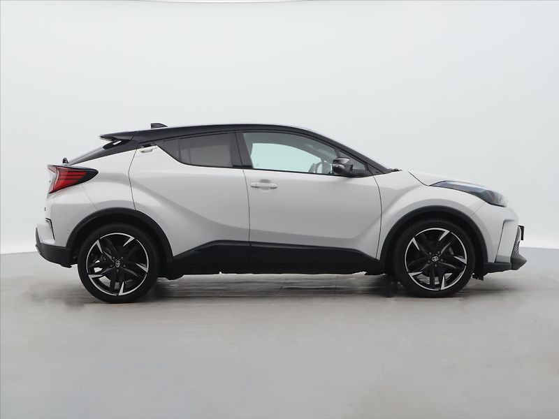 Toyota C-HR 2,0 Hybrid 112kW GR Sport CZ - fotka 8 z 28
