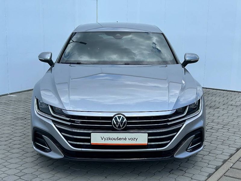 Volkswagen Arteon R-line 7DSG 2,0TSI - fotka 4 z 27