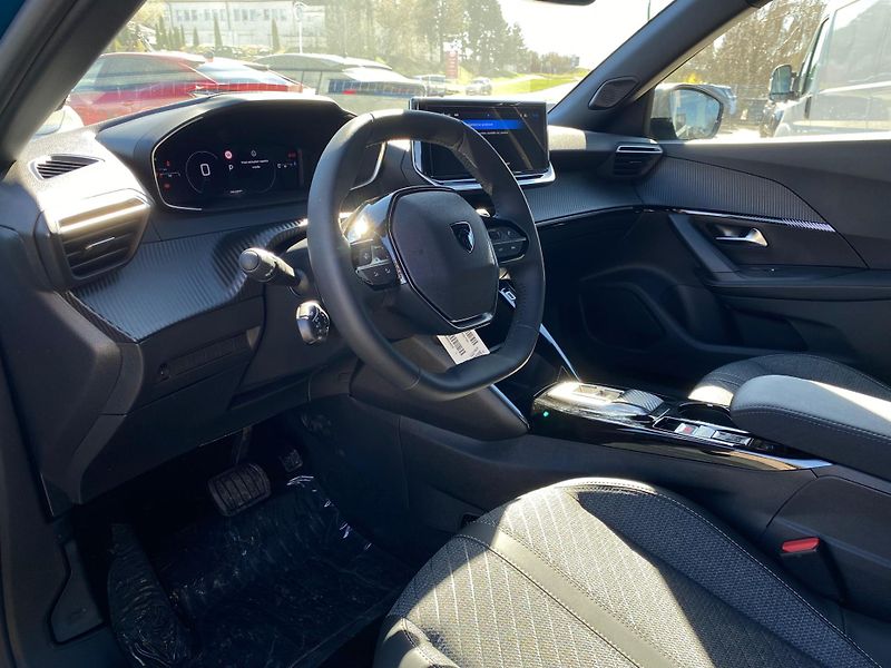Peugeot 2008 (2026) 2008 ALLURE Hybrid 110 e-DCS6  - fotka 15 z 26