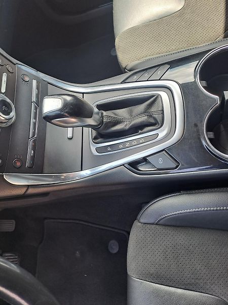 Ford Galaxy (2016) 2,0 TDCi 132 kW 4x4 AUTOMAT - fotka 16 z 31