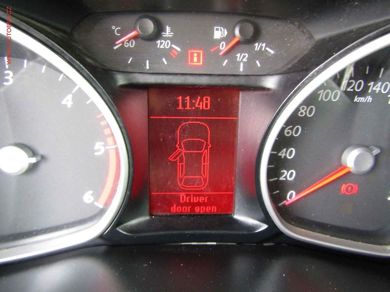 Ford Galaxy (2010) 2.0 TDCi, 2.maj, TZ, p.čidla - fotka 17 z 21
