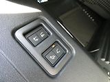 Land Rover Defender (2026) 110 3,0 X-Dynamic SE D350 - náhled 34