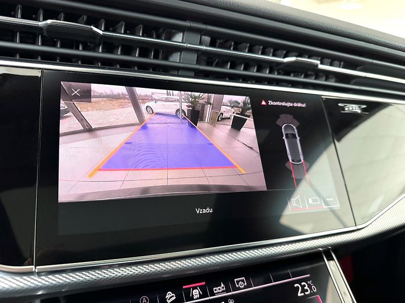 Audi Q8 50TDI Quattro*S-LINE*REZERVACE - fotka 22 z 42