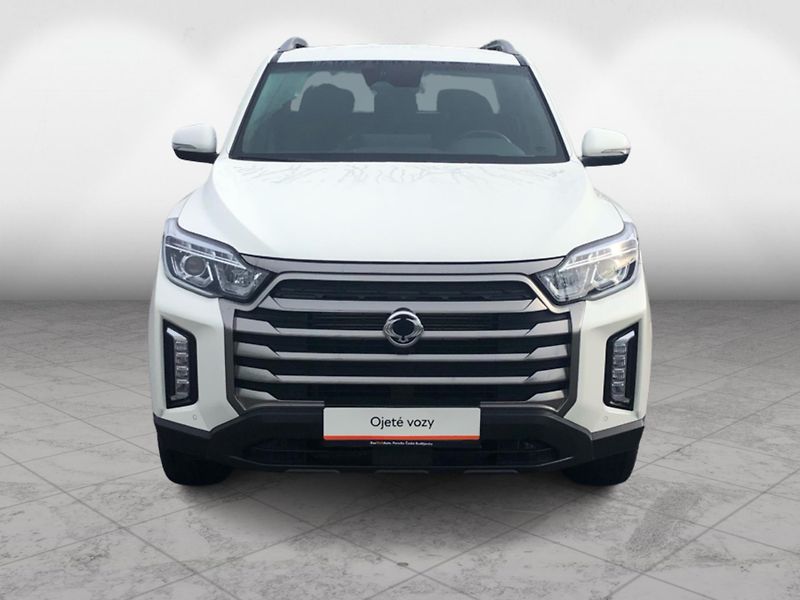 SsangYong Musso A Grand 2.2 e-XDi TD AT 4x4 - fotka 4 z 28