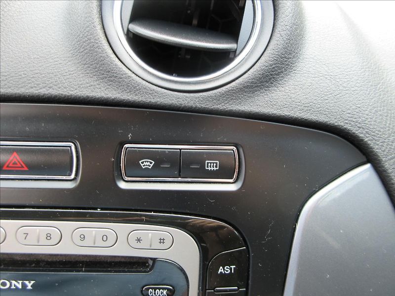 Ford Mondeo 2,0 TDCi 103 Kw, automat, Nové - fotka 20 z 31