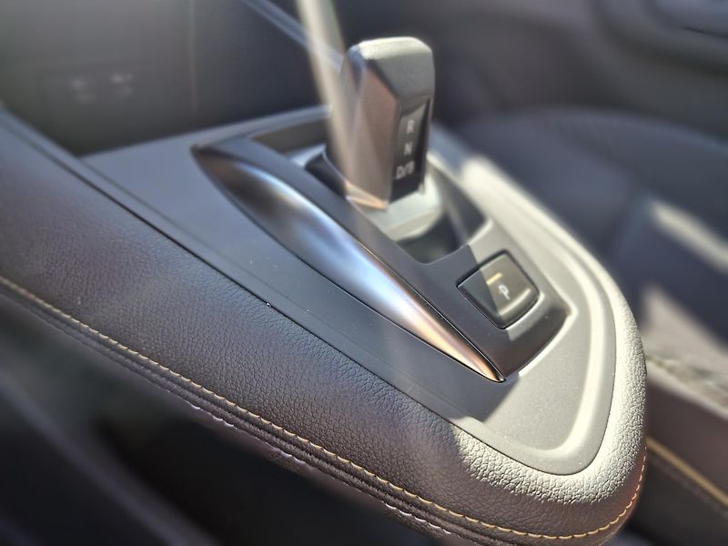 Renault Symbioz (2026) techno E-Tech full hybrid 160 - fotka 11 z 13