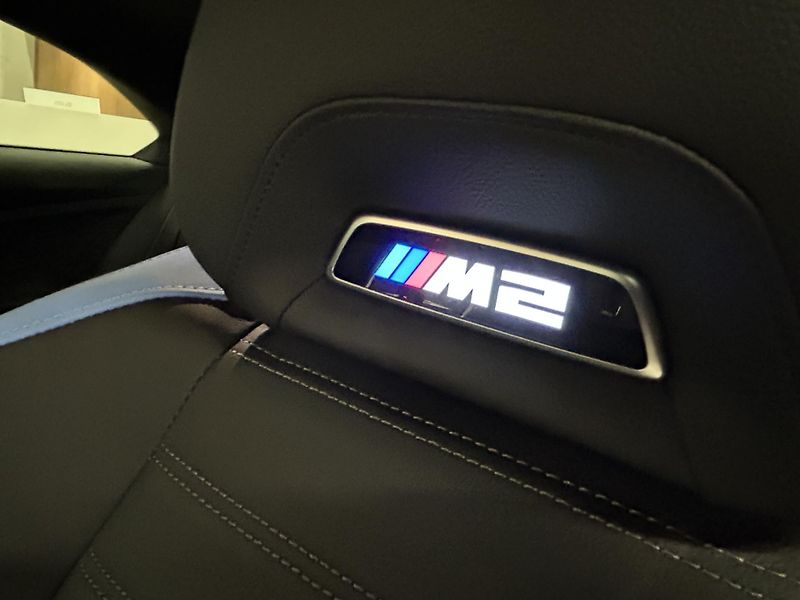 BMW M2 (2024) 338KW KARBONOVÁ STŘECHA TOP!!! - fotka 15 z 37