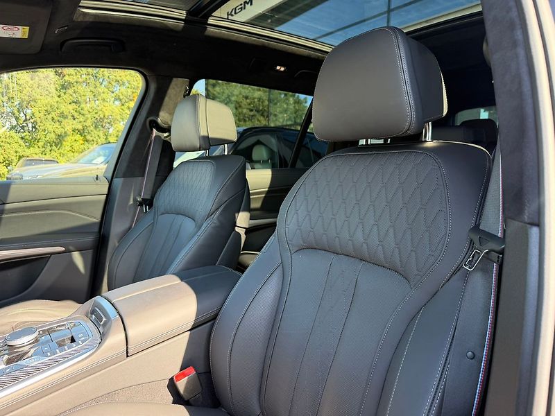 BMW X7 xDrive40d TOP stav - fotka 16 z 40