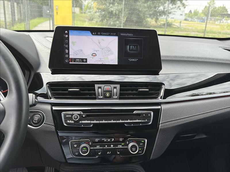 BMW X1 2,0 d 140 Kw xDrive ČR DPH - fotka 18 z 38