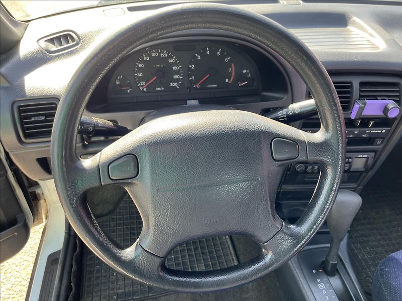 Suzuki Swift 1,0 i AUTOMAT EKO ZAPLACENO - fotka 13 z 25