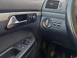 Volkswagen Touran (2013) 2.0 TDi Life 7 Míst Panorama - náhled 22