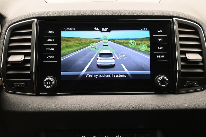Škoda Karoq 2,0 TDI 85kW DSG EL.KUFR NAVI - fotka 19 z 31