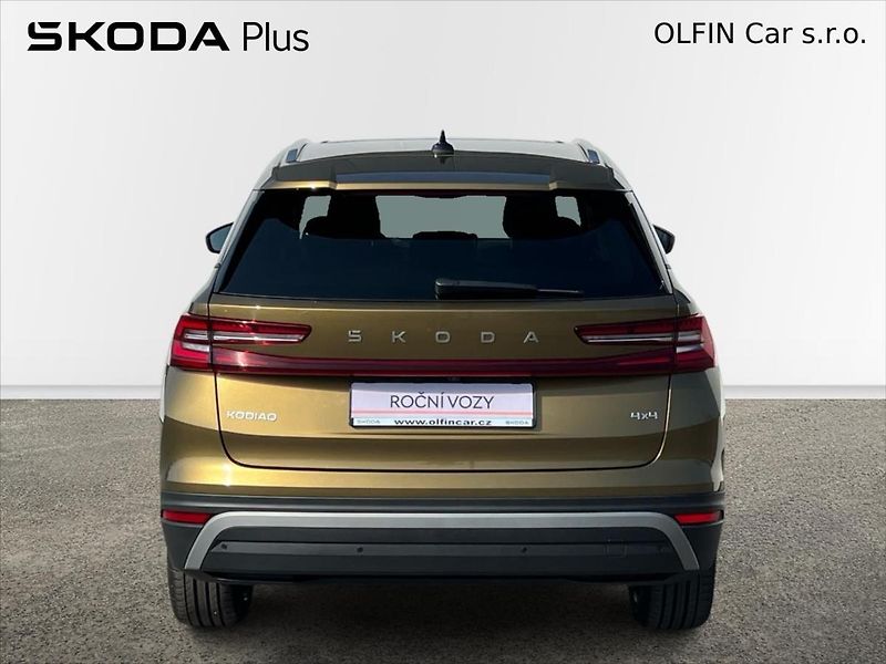 Škoda Kodiaq 2,0 TDi 142kW 7DSG 4x4 EXCLUSI - fotka 8 z 42