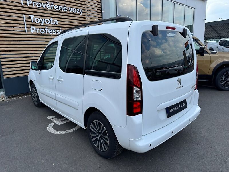 Peugeot Partner Teepee Active - fotka 15 z 16