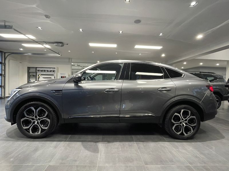 Renault Arkana (2023) TECHNO E-TECH 145k - fotka 2 z 21