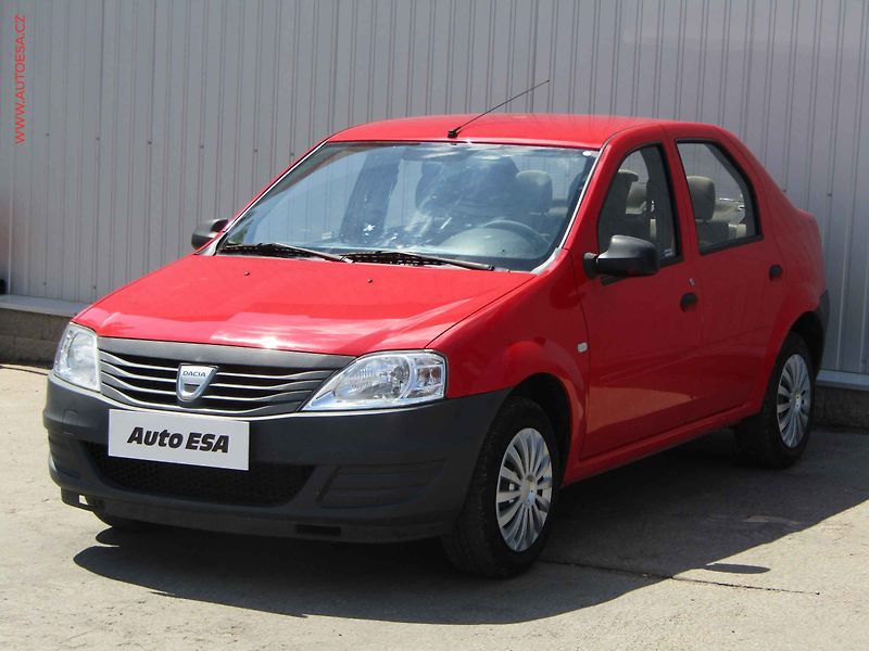 Dacia Logan (2011) 1.2i, 1.maj,ČR, TZ, servis - fotka 3 z 13