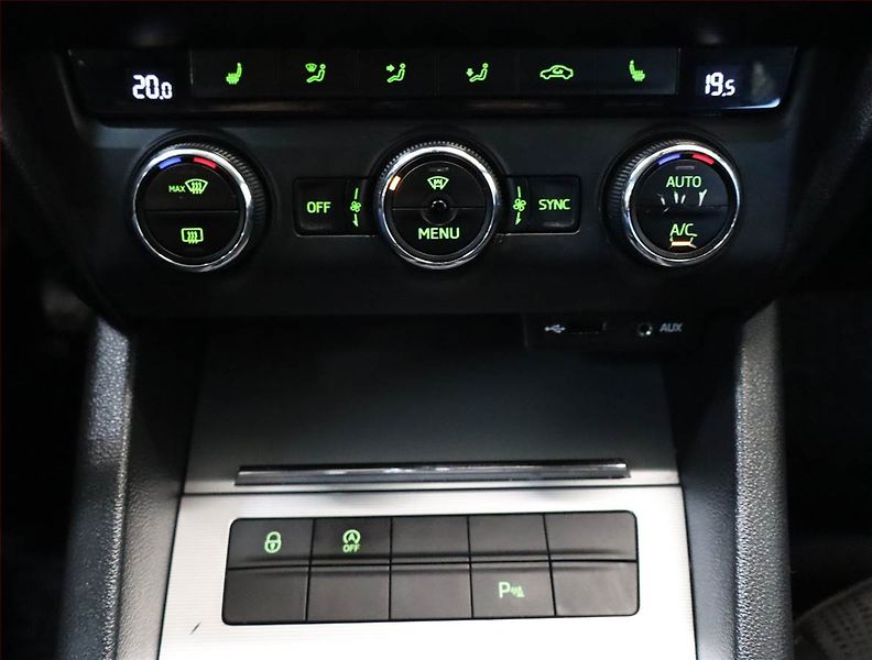 Škoda Octavia (2016) Ambition Plus 1.6 TDI - fotka 17 z 19