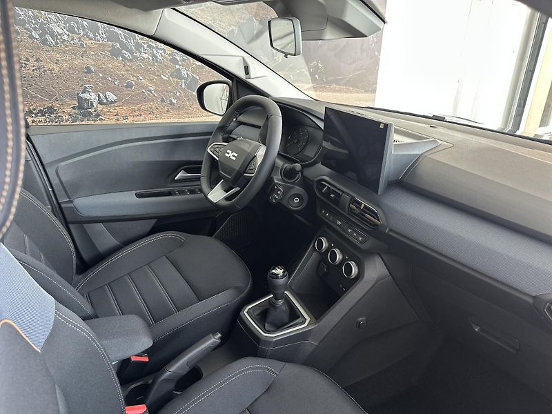 Dacia Sandero (2026) STEPWAY TCE 110 LETNÍ VÝPRODEJ - fotka 7 z 15