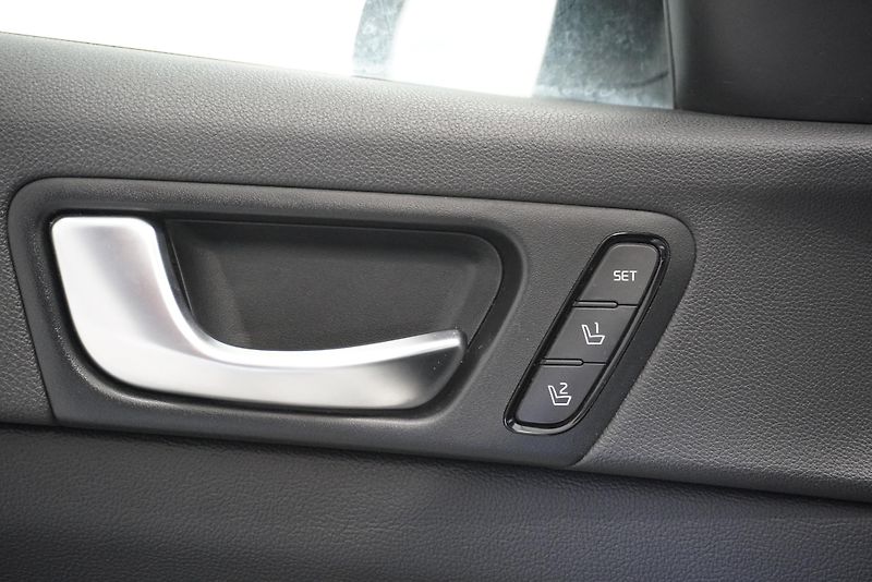 Kia Optima  SW 2,0 GDI PHEV AUT, - fotka 14 z 35