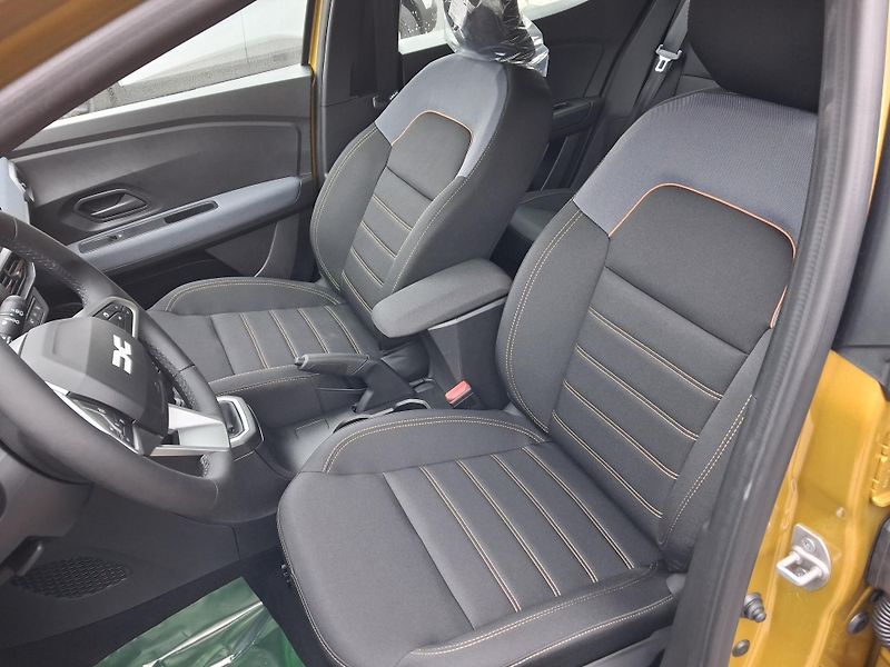 Dacia Sandero (2026) Stepway Expression Eco-G 120 - fotka 23 z 33