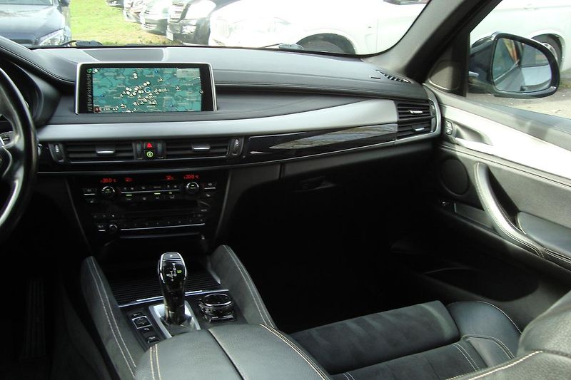 BMW X6 (2015) Xdrive,3.0d,M-Paket,ČR,1.Maj. - fotka 61 z 94